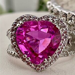 8ct pink ❤️Sapphire white Sapphire white gold plated on 925 silver ring